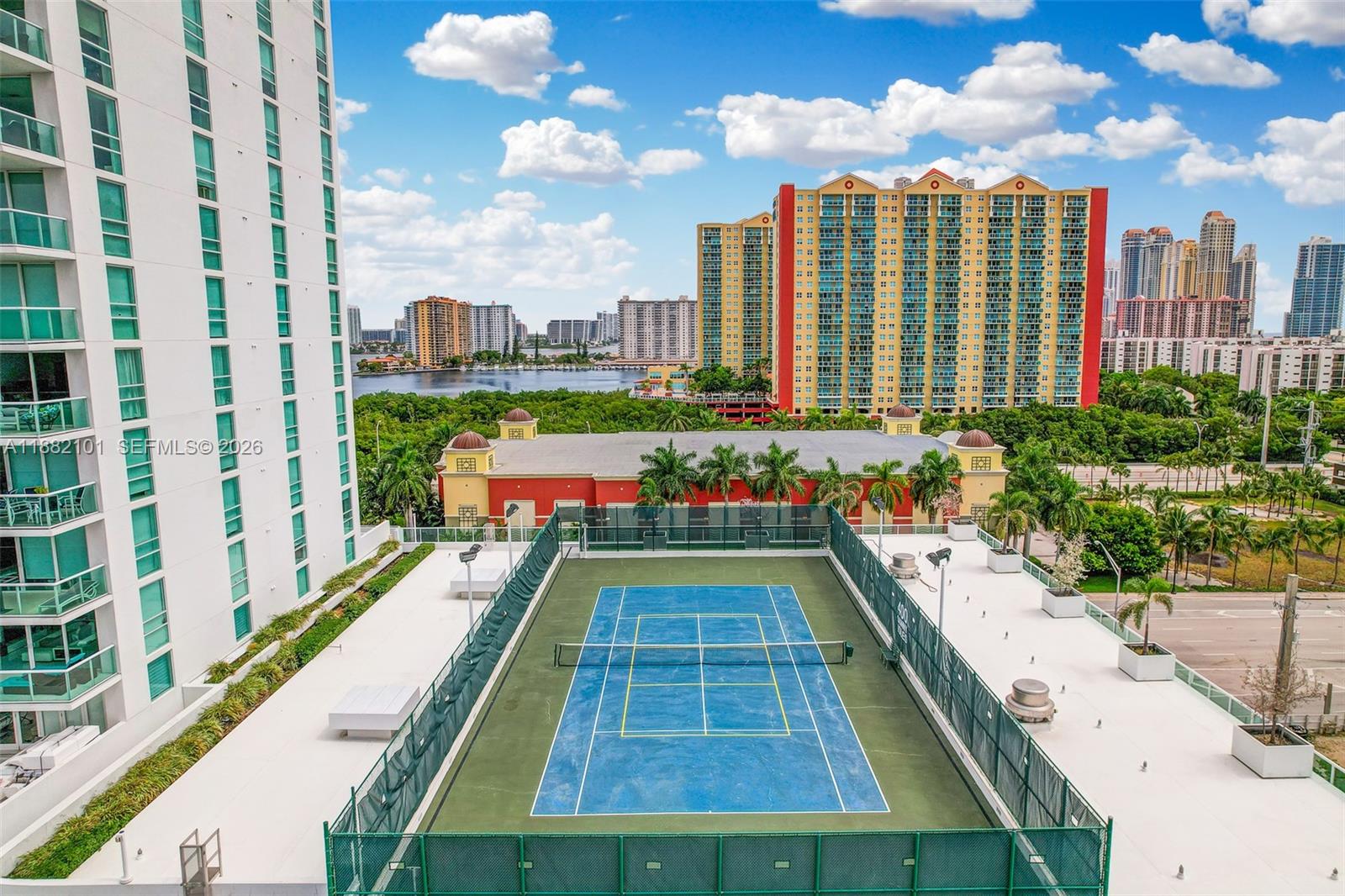 400 Sunny Isles Blvd #920, Sunny Isles Beach FL 33160