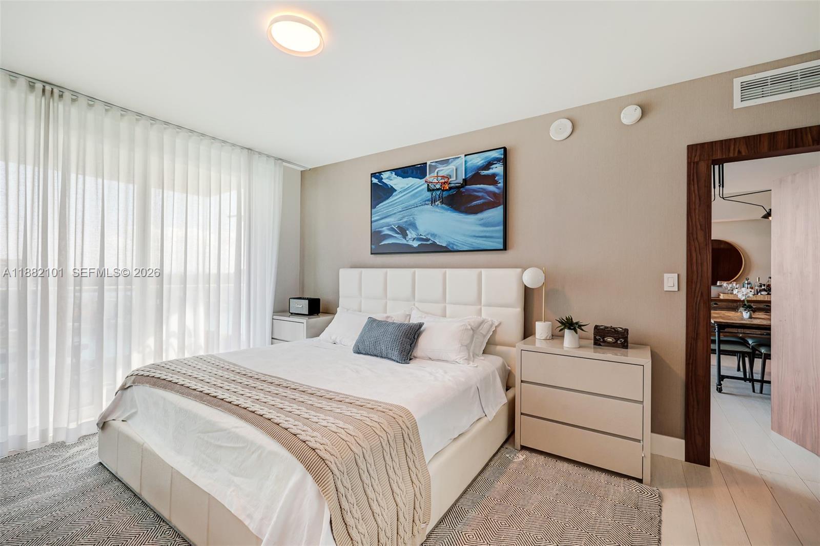 400 Sunny Isles Blvd #920, Sunny Isles Beach FL 33160
