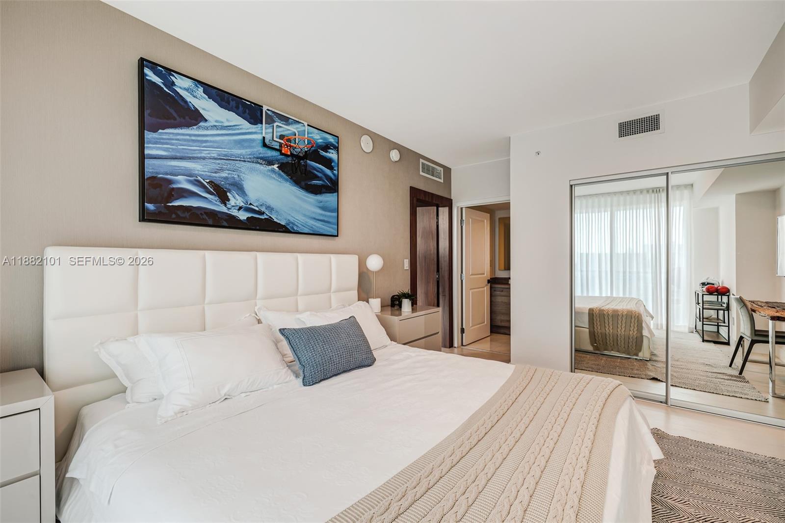 400 Sunny Isles Blvd #920, Sunny Isles Beach FL 33160