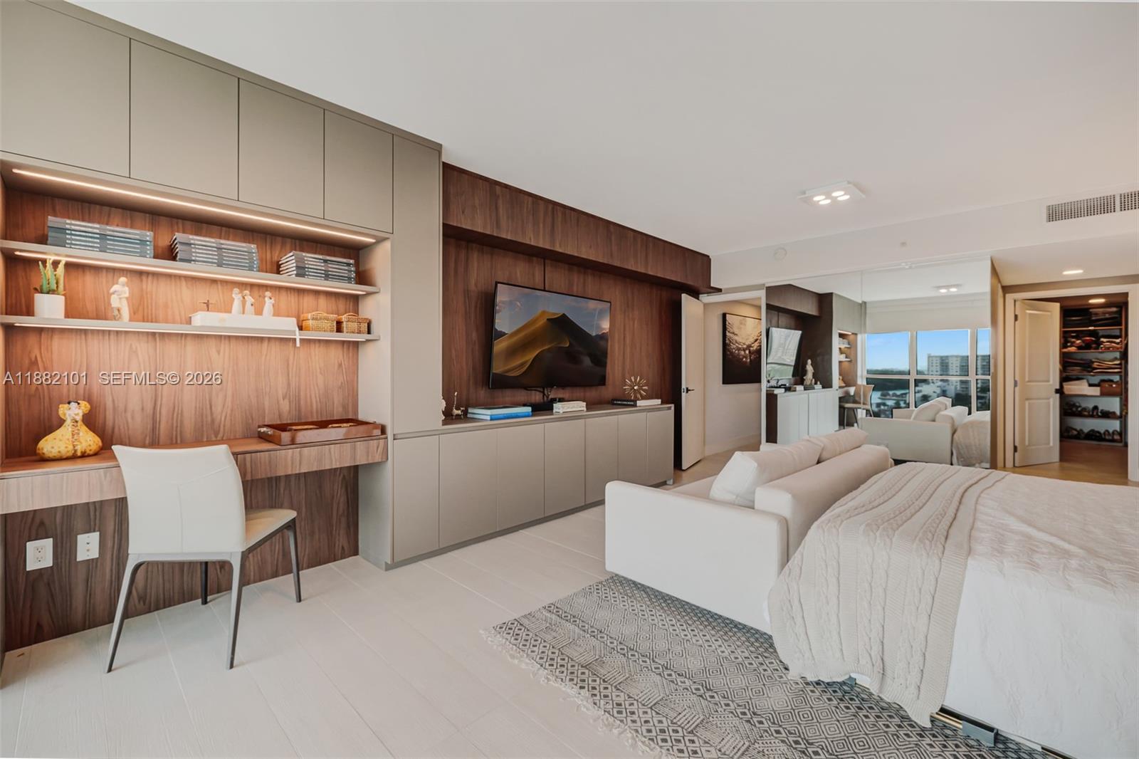 400 Sunny Isles Blvd #920, Sunny Isles Beach FL 33160