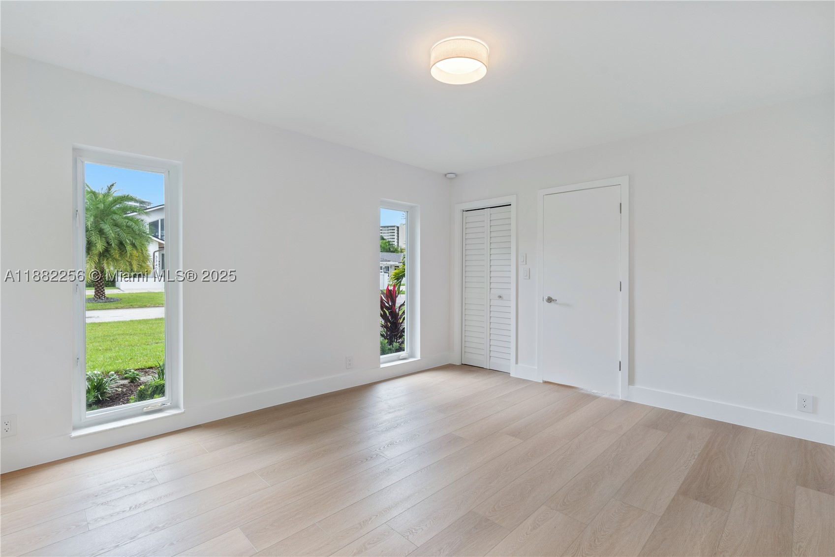 3341 NE 38th St, Fort Lauderdale FL 33308