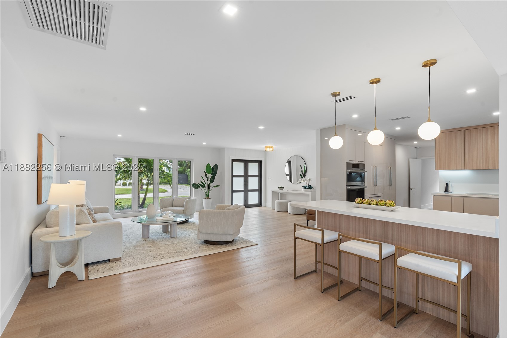 3341 NE 38th St, Fort Lauderdale FL 33308