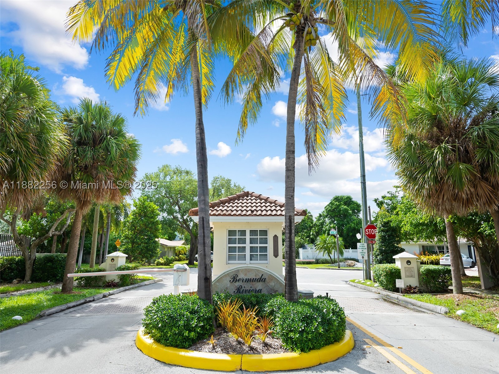 3341 NE 38th St, Fort Lauderdale FL 33308