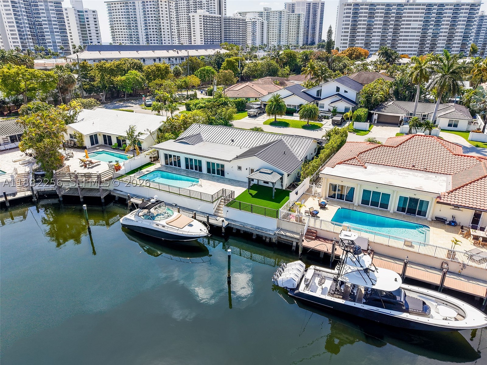 3341 NE 38th St, Fort Lauderdale FL 33308