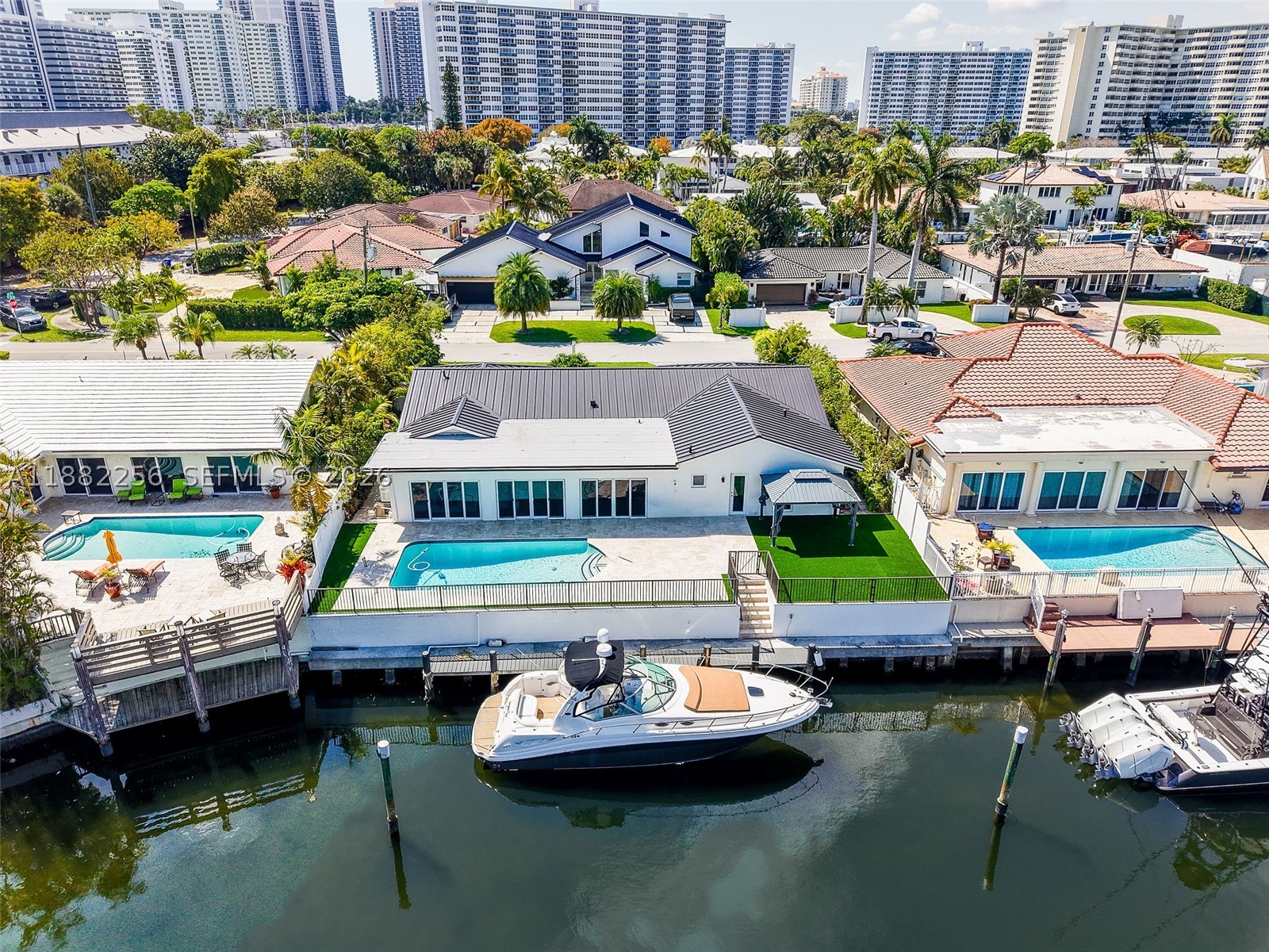 3341 NE 38th St, Fort Lauderdale FL 33308
