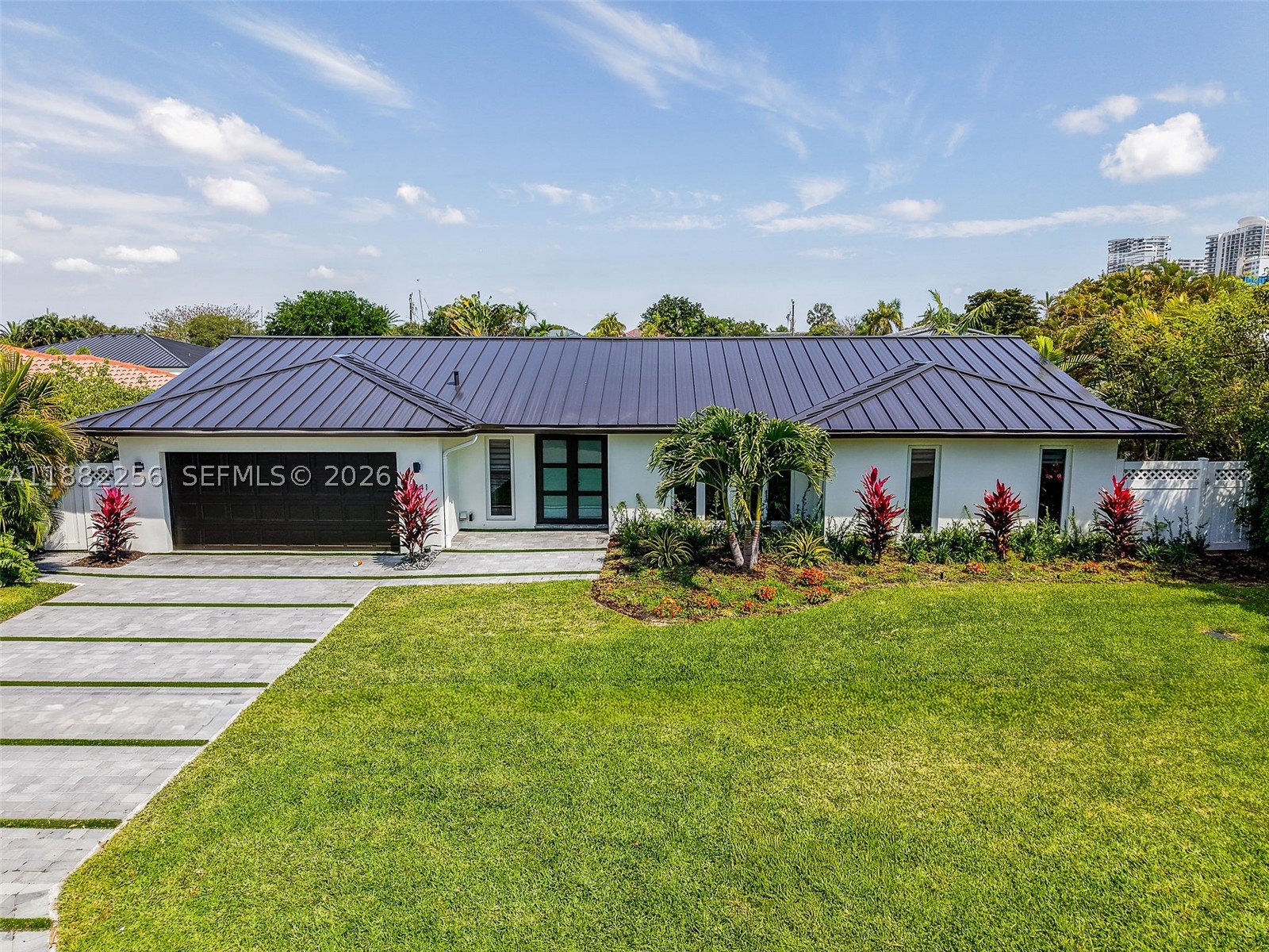 3341 NE 38th St, Fort Lauderdale FL 33308