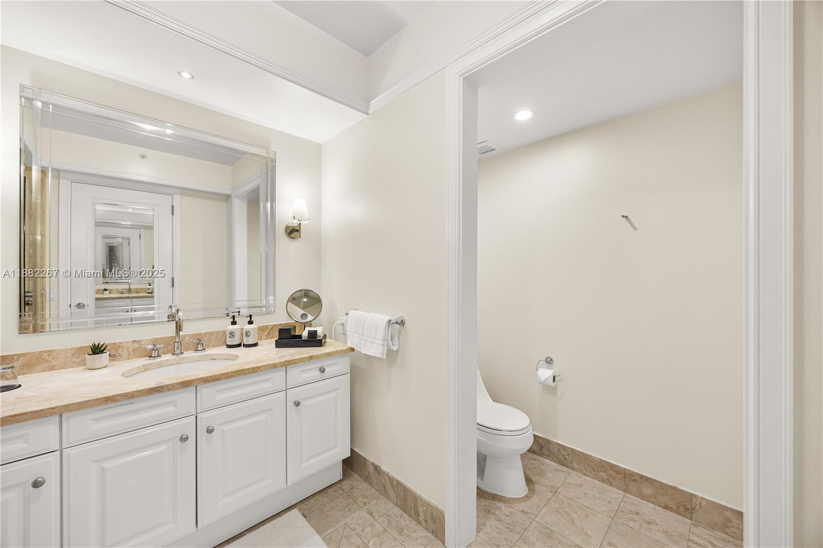 1435 Brickell Ave #3203, Miami FL 33131