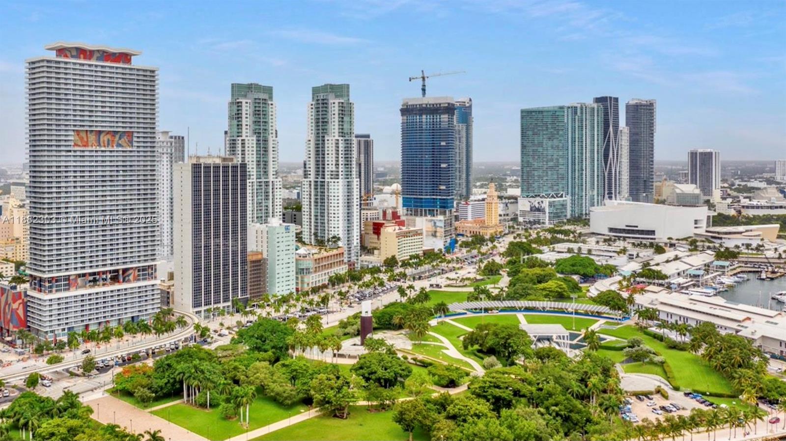 50 Biscayne Blvd #3909, Miami FL 33132