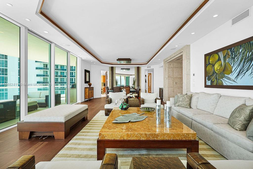 16047 Collins Ave #2904, Sunny Isles Beach FL 33160