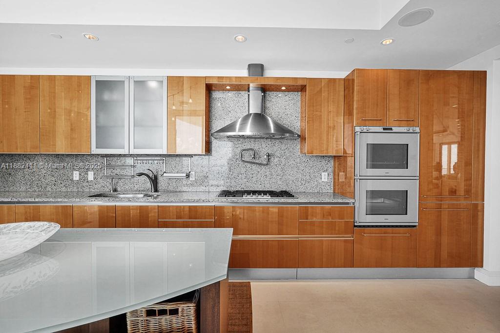 16047 Collins Ave #2904, Sunny Isles Beach FL 33160