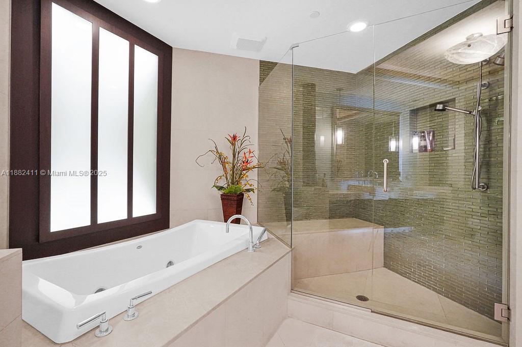 16047 Collins Ave #2904, Sunny Isles Beach FL 33160