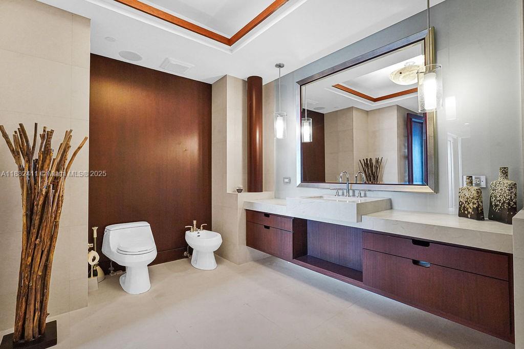 16047 Collins Ave #2904, Sunny Isles Beach FL 33160