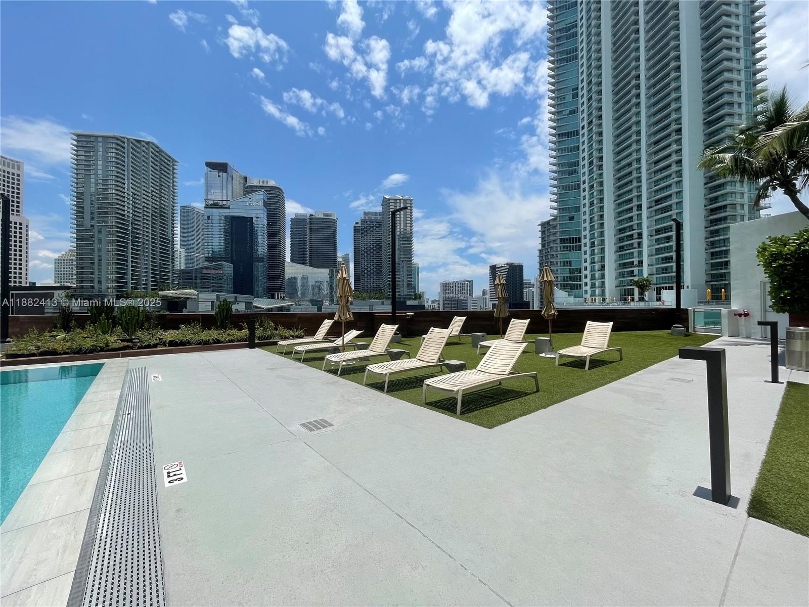 Miami FL 33130 - A11882413
