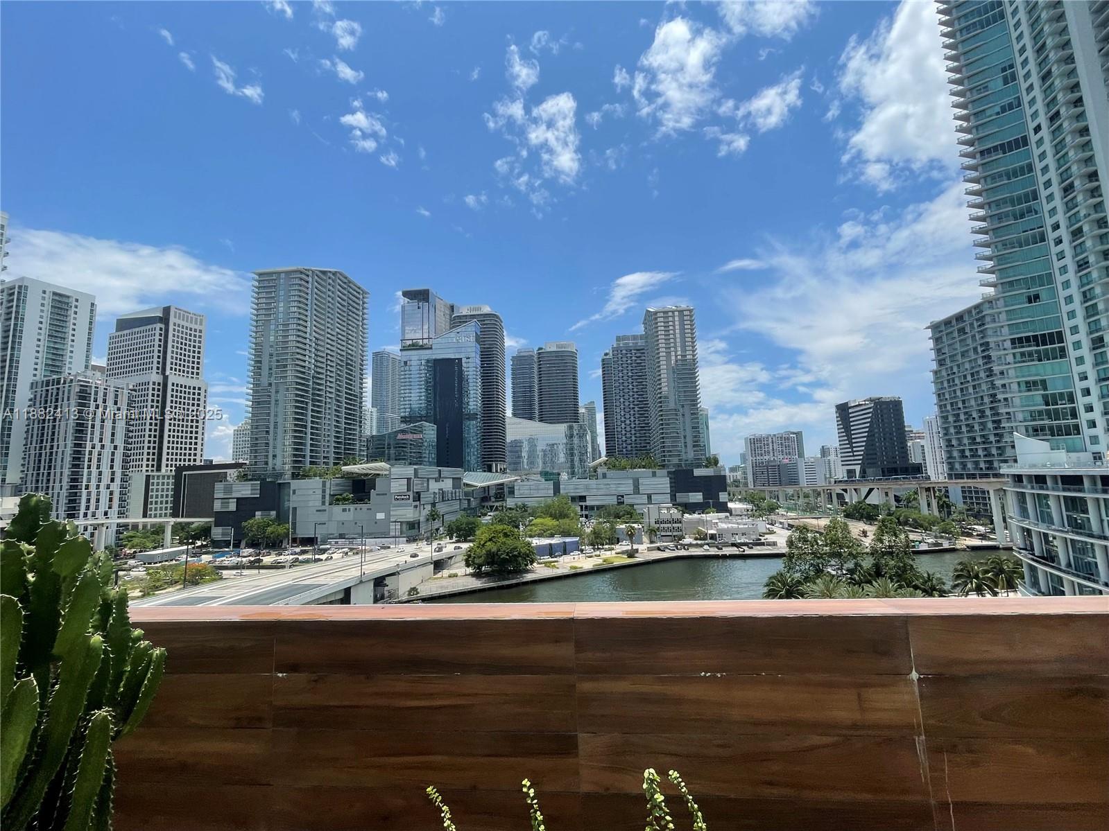 Miami FL 33130 - A11882413