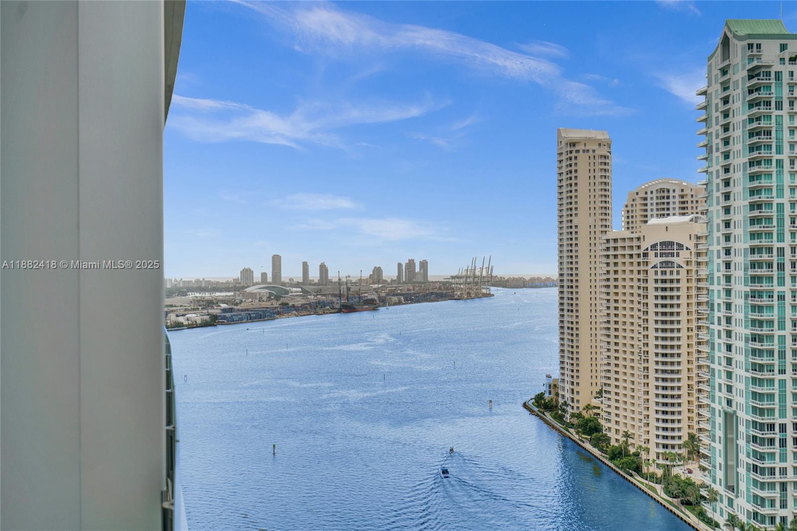 300 Biscayne Blvd Way #2305W, Miami FL 33131