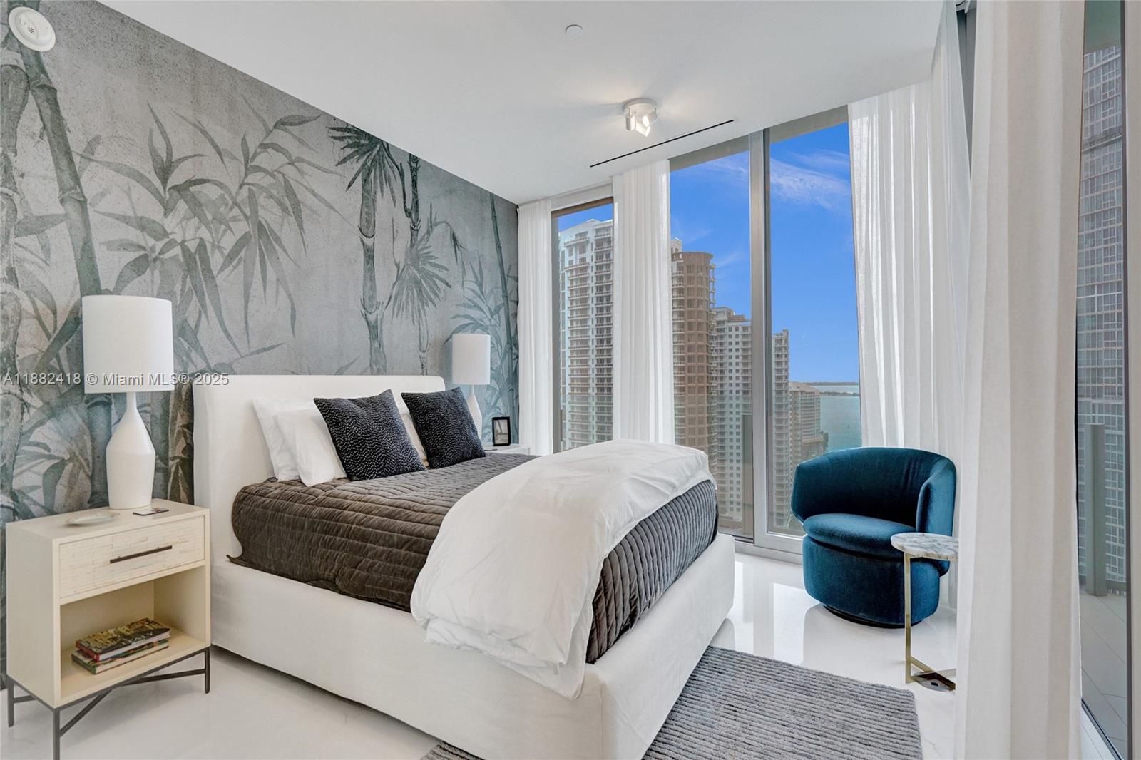 300 Biscayne Blvd Way #2305W, Miami FL 33131