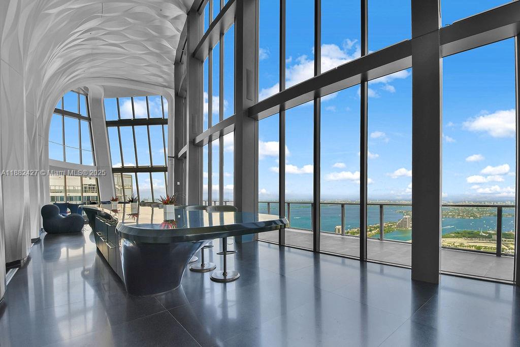 1000 Biscayne Blvd #1901, Miami FL 33132