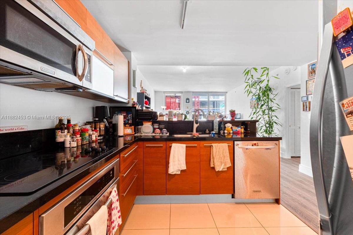 244 Biscayne Blvd #3506, Miami FL 33132