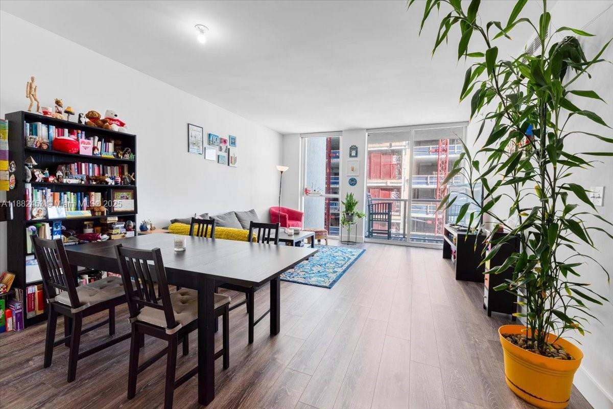 244 Biscayne Blvd #3506, Miami FL 33132