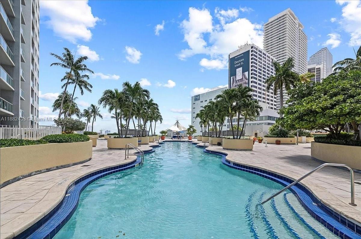 244 Biscayne Blvd #3506, Miami FL 33132