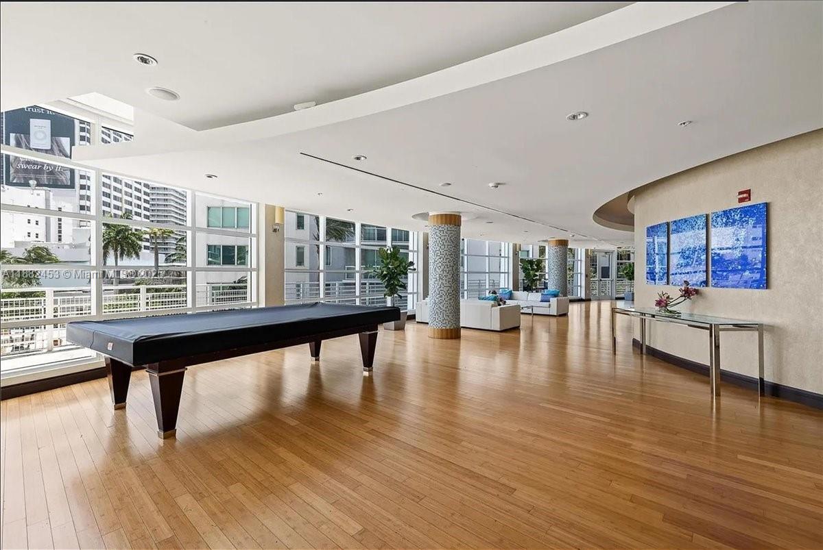 244 Biscayne Blvd #3506, Miami FL 33132