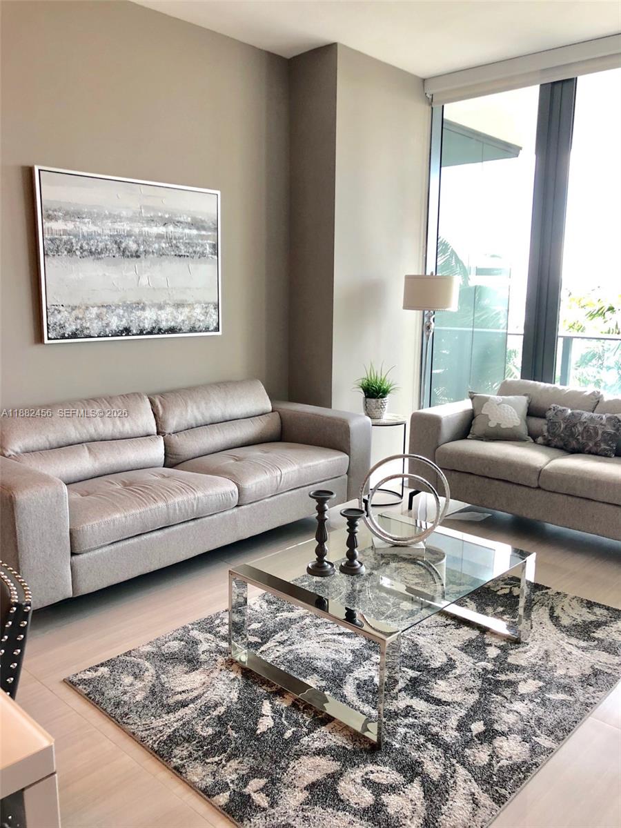 480 NE 31st St #702, Miami FL 33137