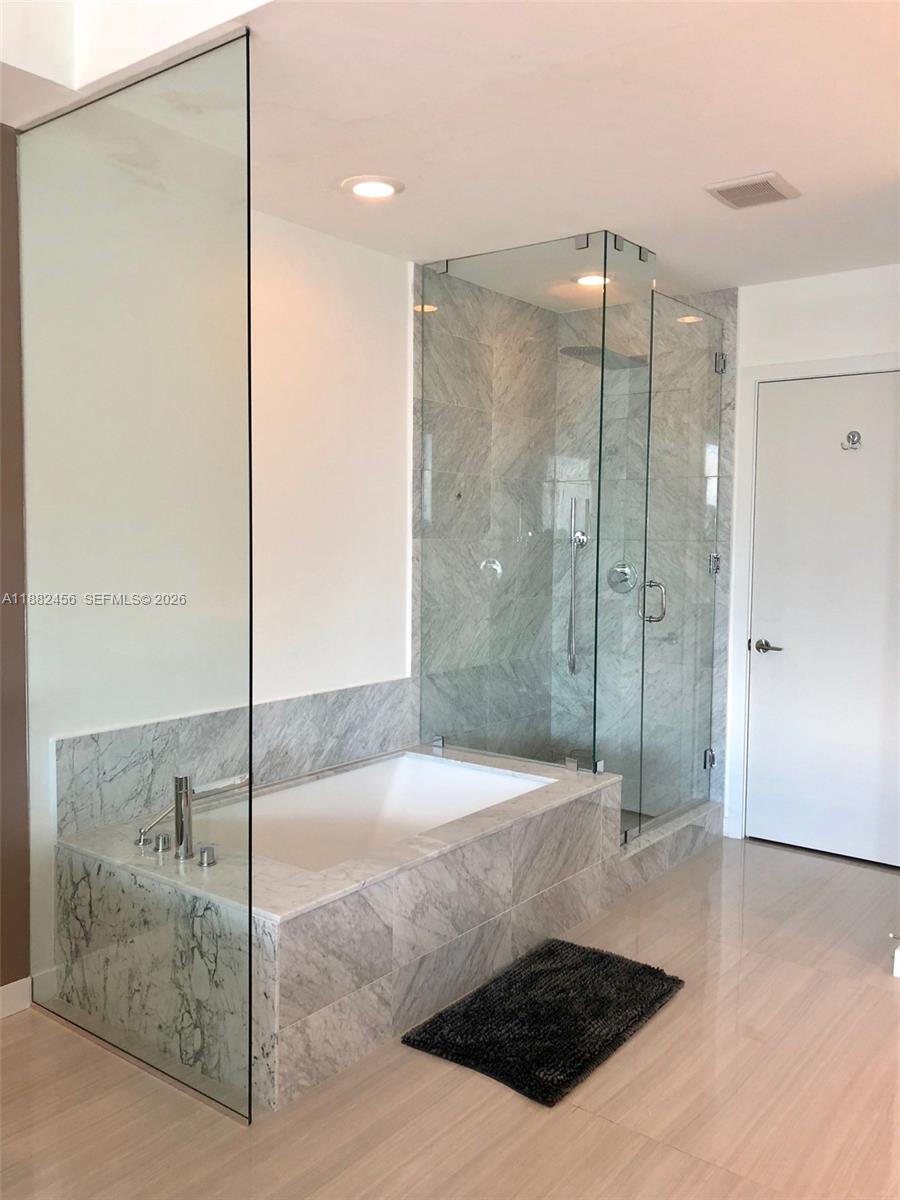 480 NE 31st St #702, Miami FL 33137