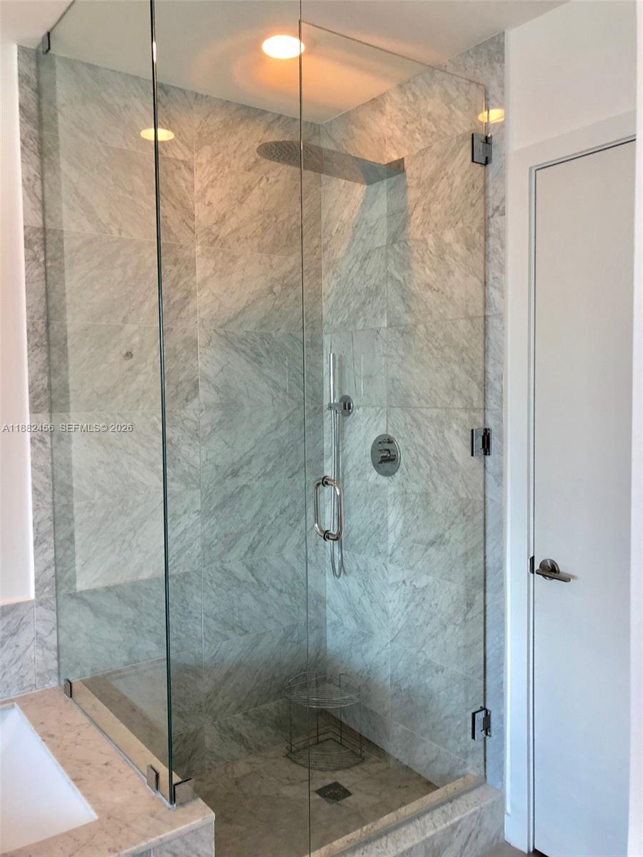480 NE 31st St #702, Miami FL 33137