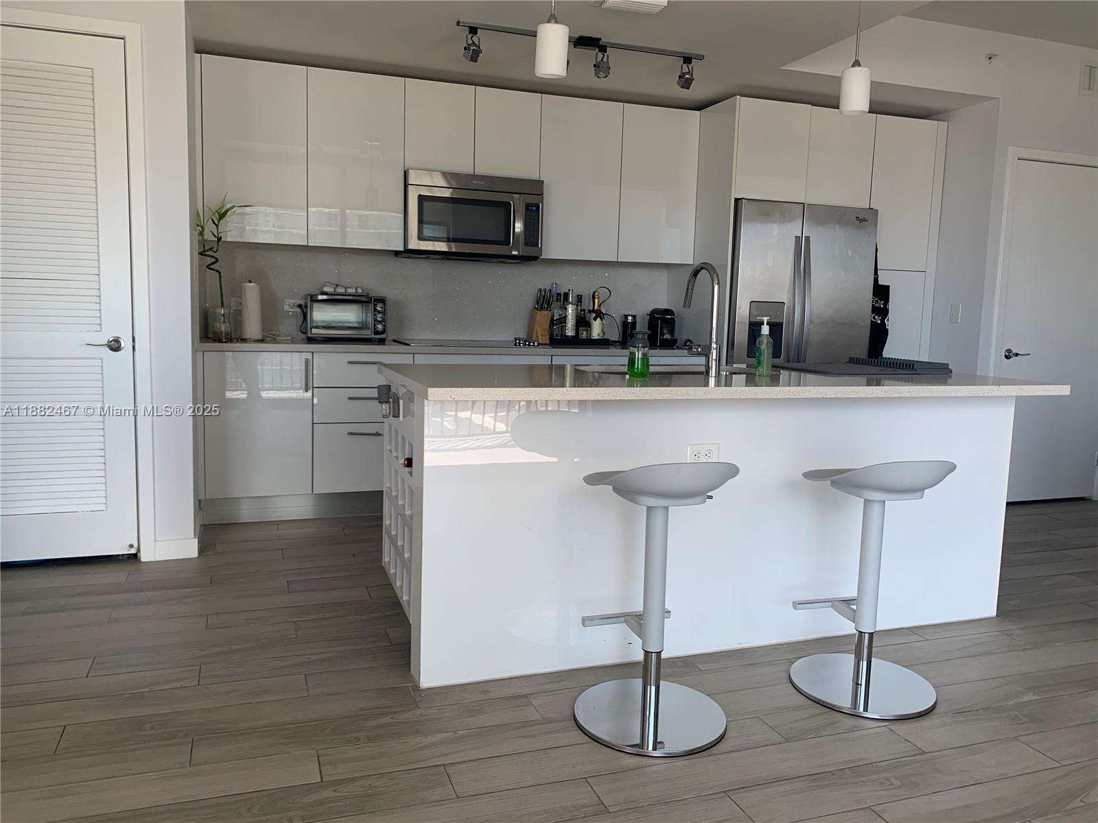 999 SW 1st Ave #1703, Miami FL 33130