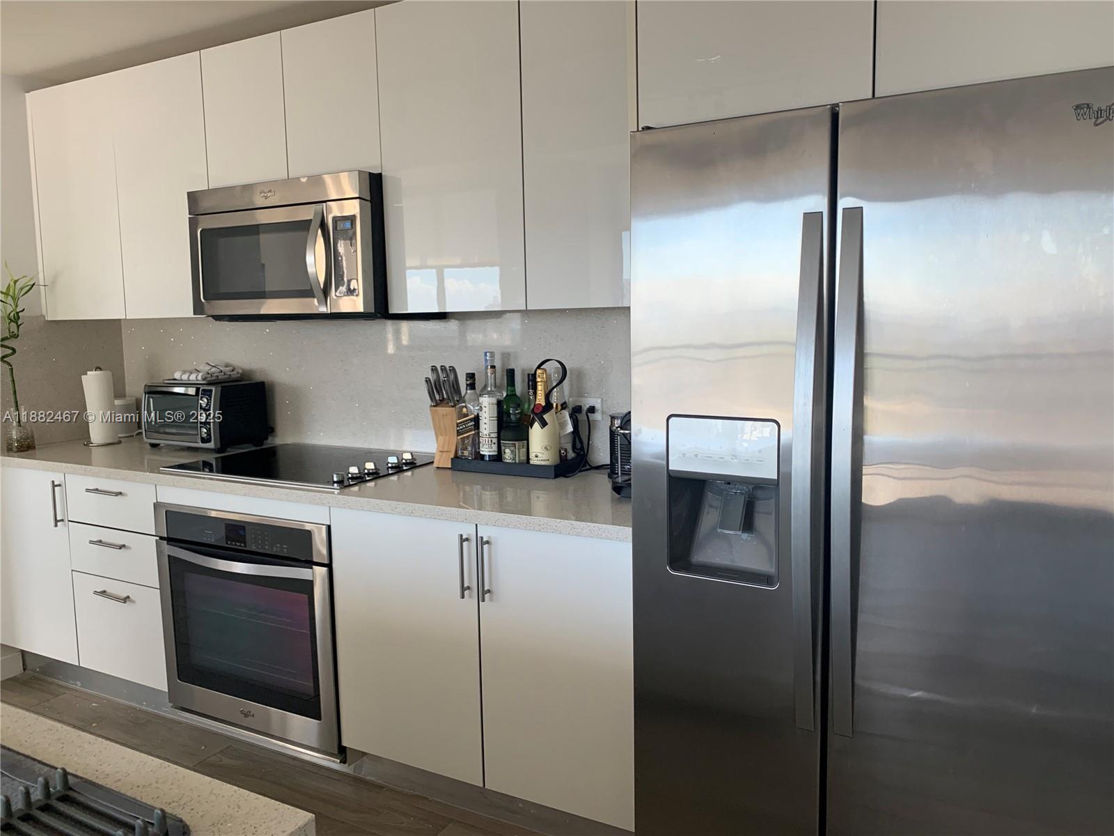 999 SW 1st Ave #1703, Miami FL 33130