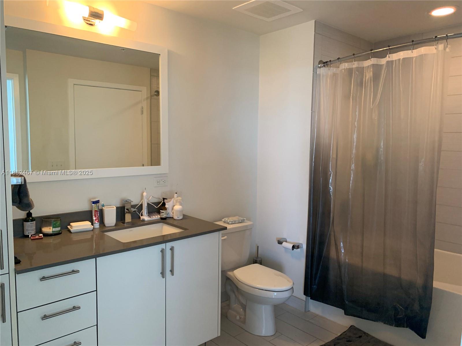 999 SW 1st Ave #1703, Miami FL 33130