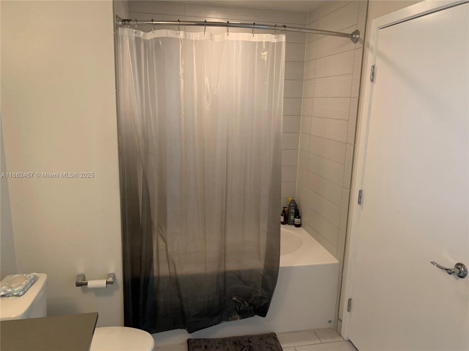 999 SW 1st Ave #1703, Miami FL 33130