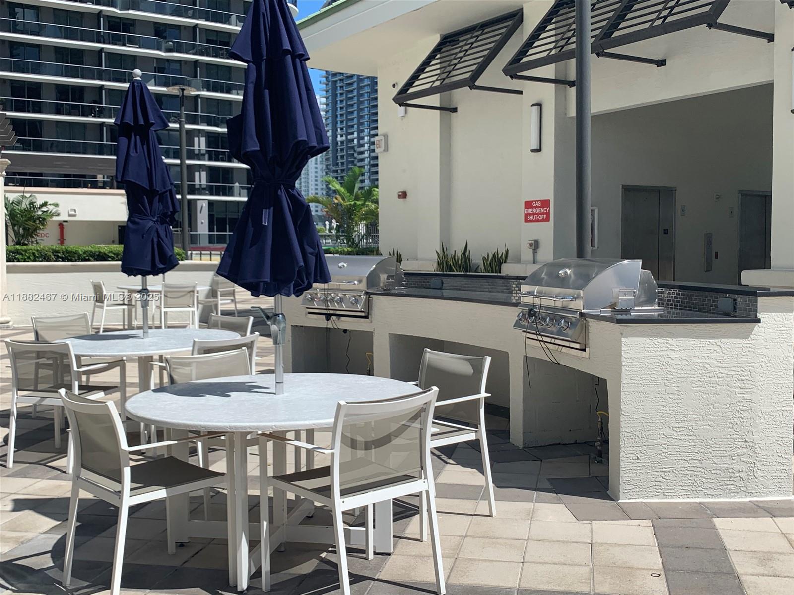 999 SW 1st Ave #1703, Miami FL 33130
