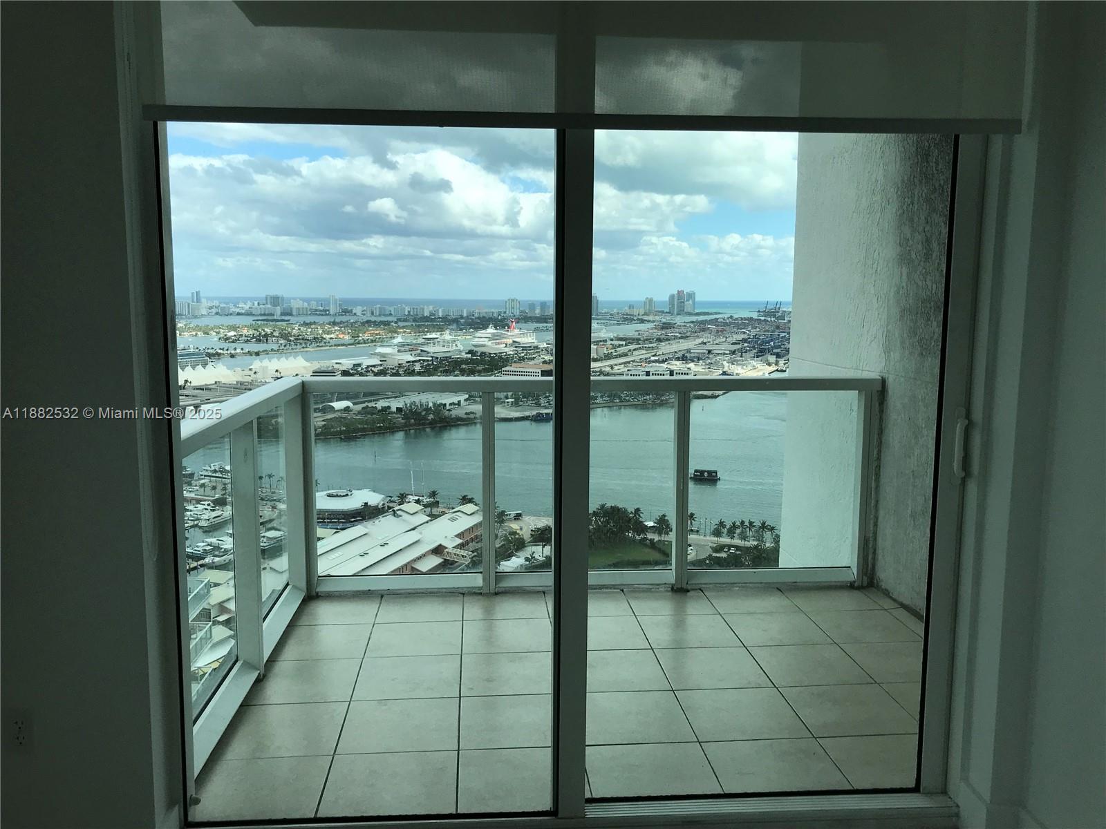 253 NE 2 STREET #3703, Miami FL 33132