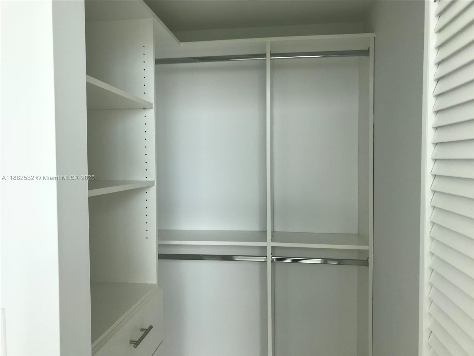 253 NE 2 STREET #3703, Miami FL 33132