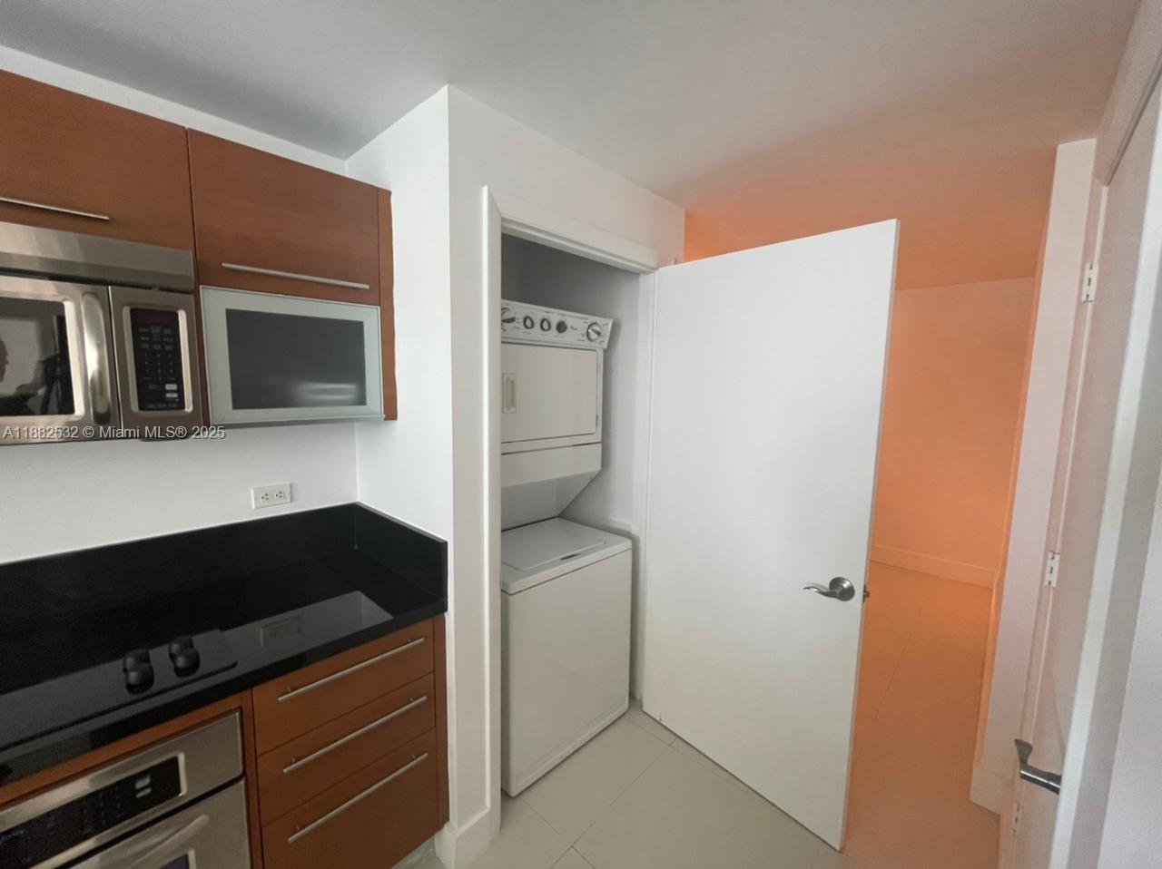 253 NE 2 STREET #3703, Miami FL 33132