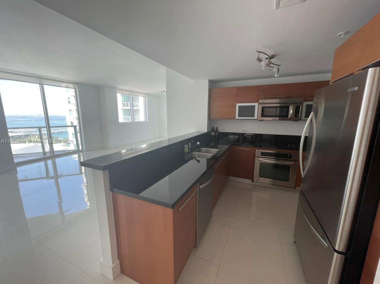 253 NE 2 STREET #3703, Miami FL 33132
