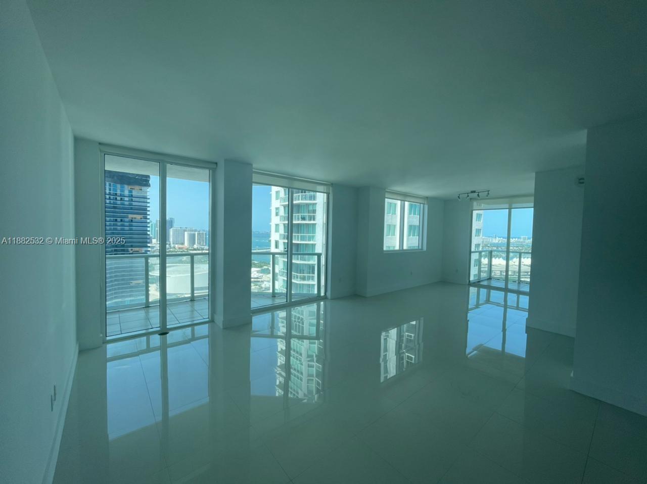 253 NE 2 STREET #3703, Miami FL 33132
