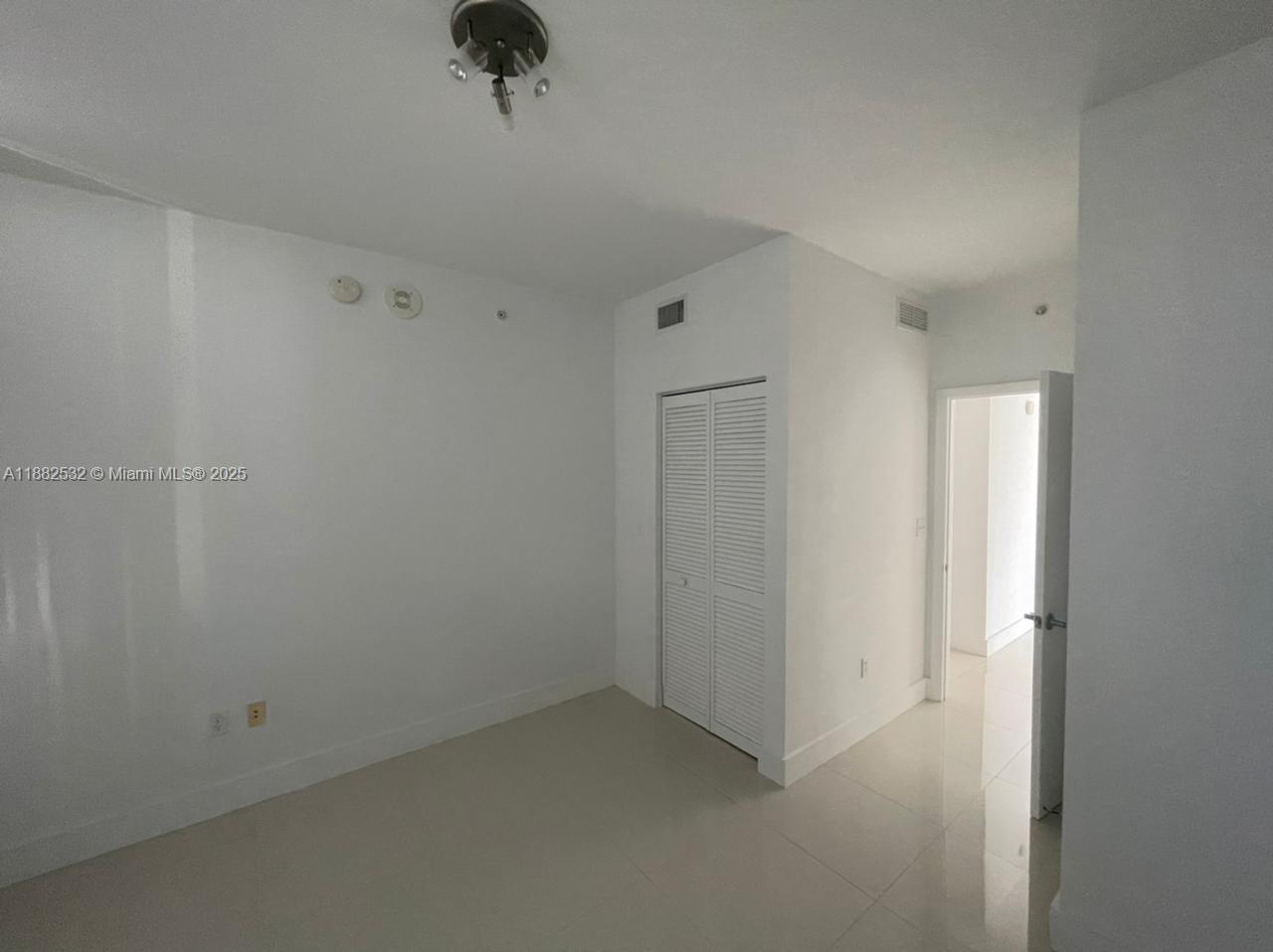 253 NE 2 STREET #3703, Miami FL 33132