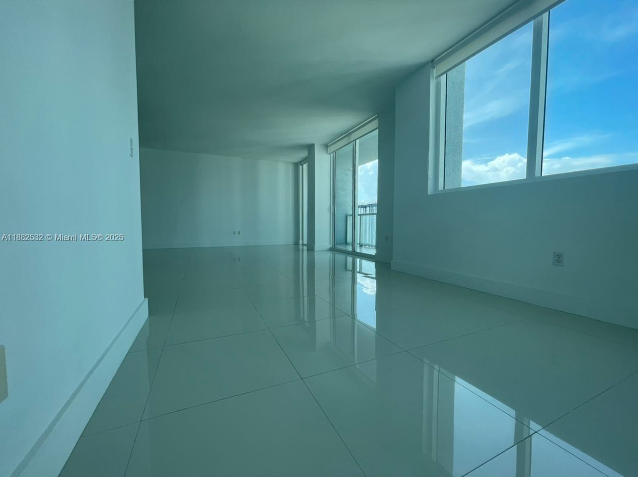 253 NE 2 STREET #3703, Miami FL 33132
