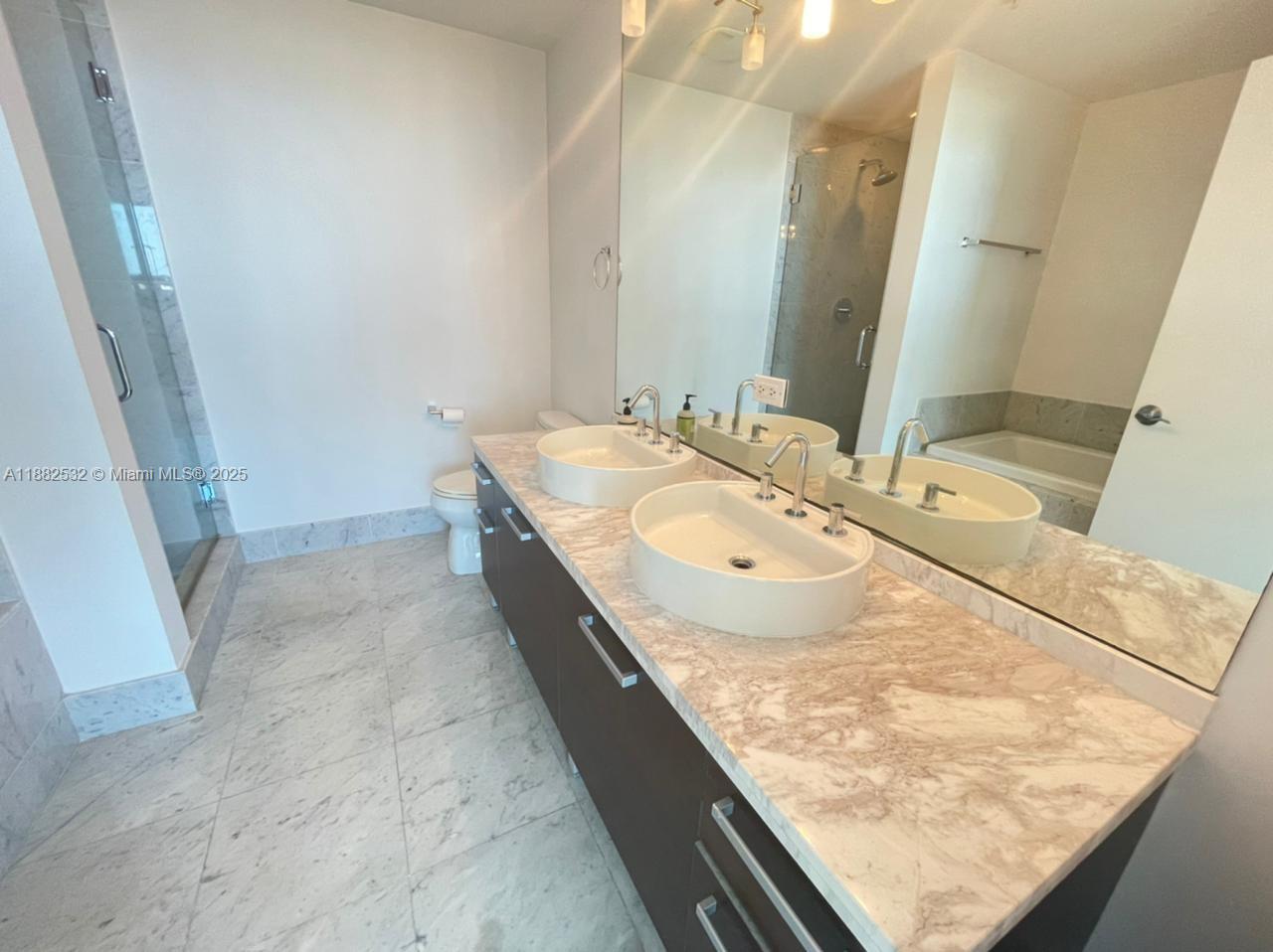 253 NE 2 STREET #3703, Miami FL 33132