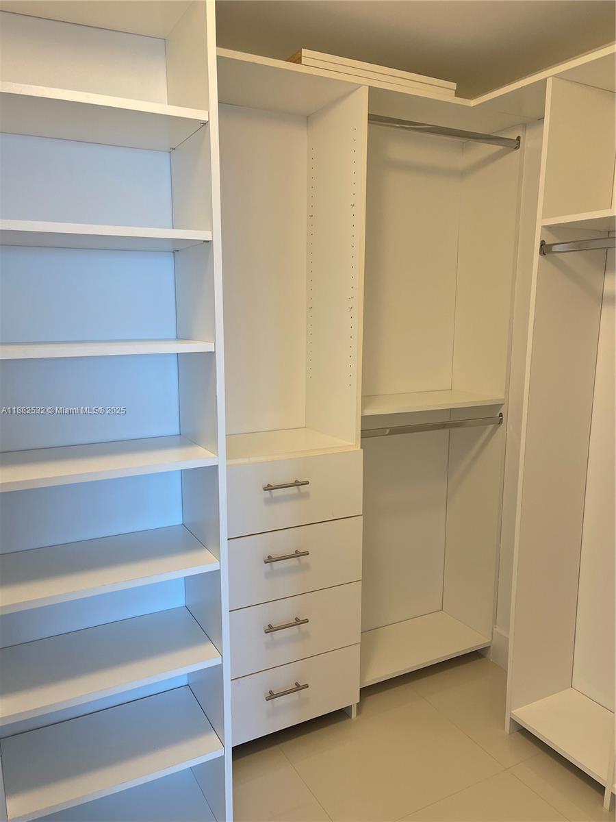 253 NE 2 STREET #3703, Miami FL 33132