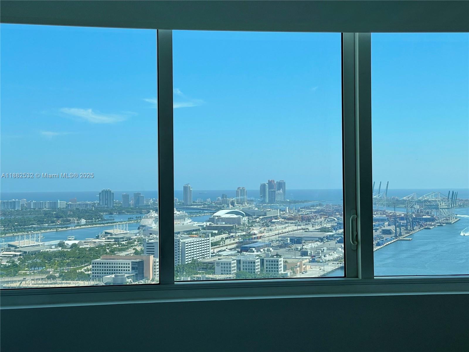 253 NE 2 STREET #3703, Miami FL 33132
