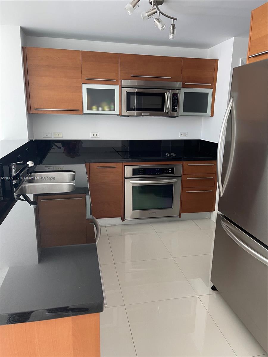 253 NE 2 STREET #3703, Miami FL 33132