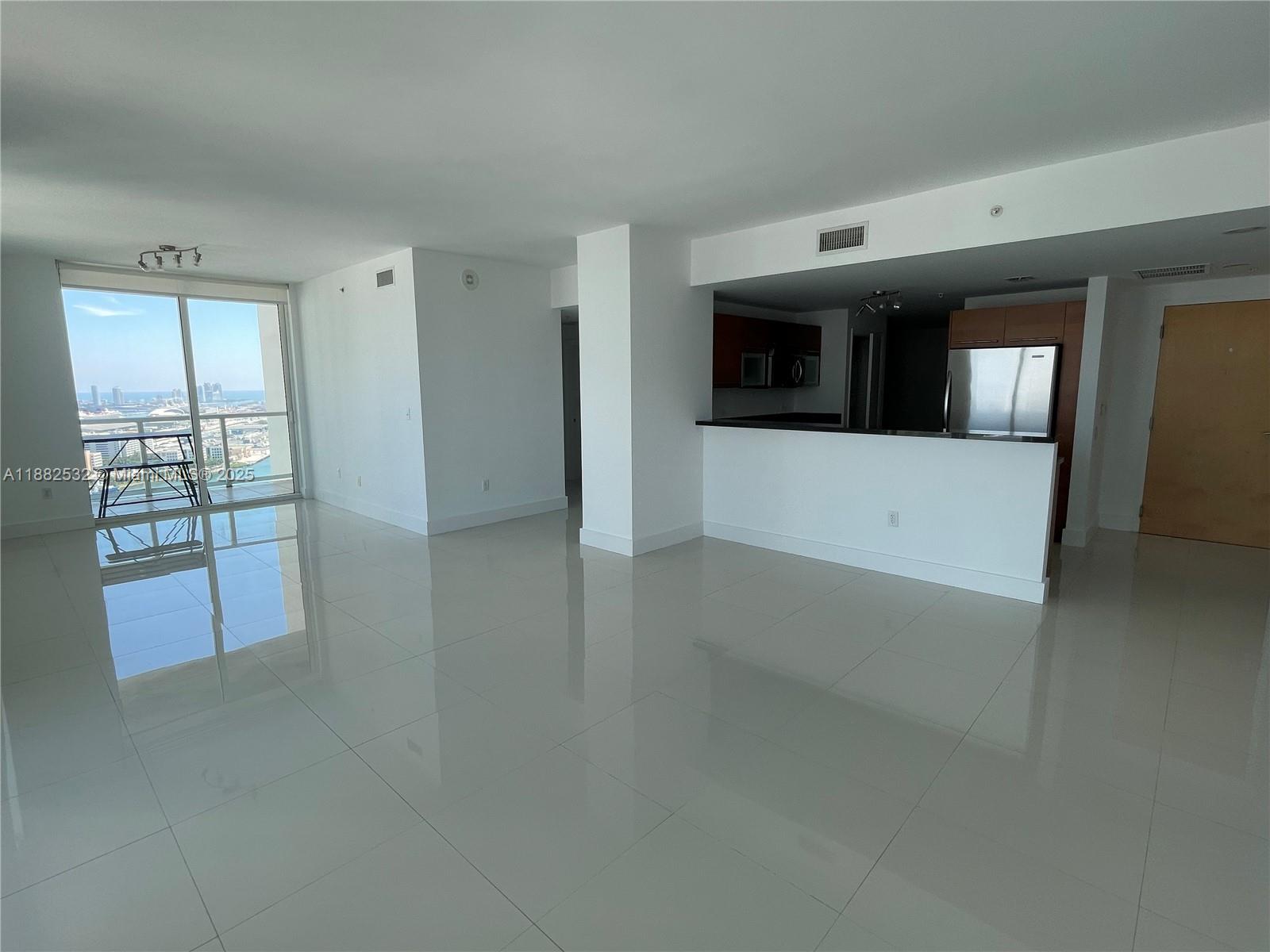 253 NE 2 STREET #3703, Miami FL 33132