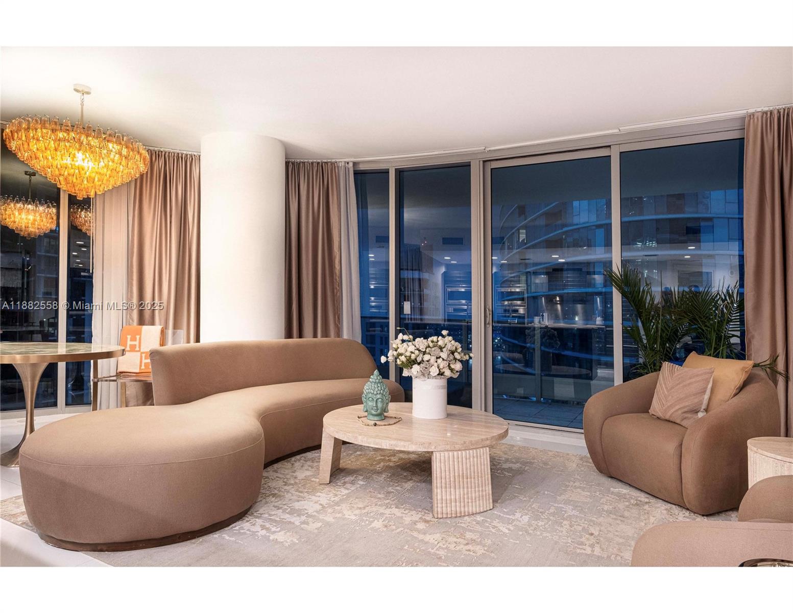 200 Biscayne Boulevard Way #4201, Miami FL 33131