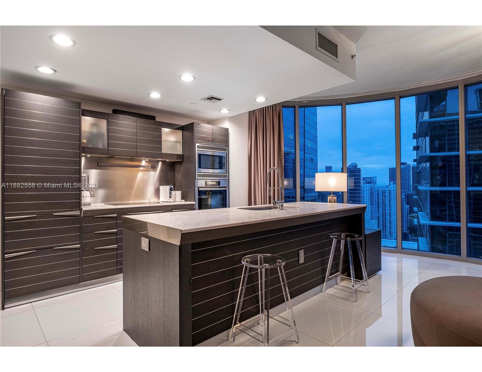 200 Biscayne Boulevard Way #4201, Miami FL 33131
