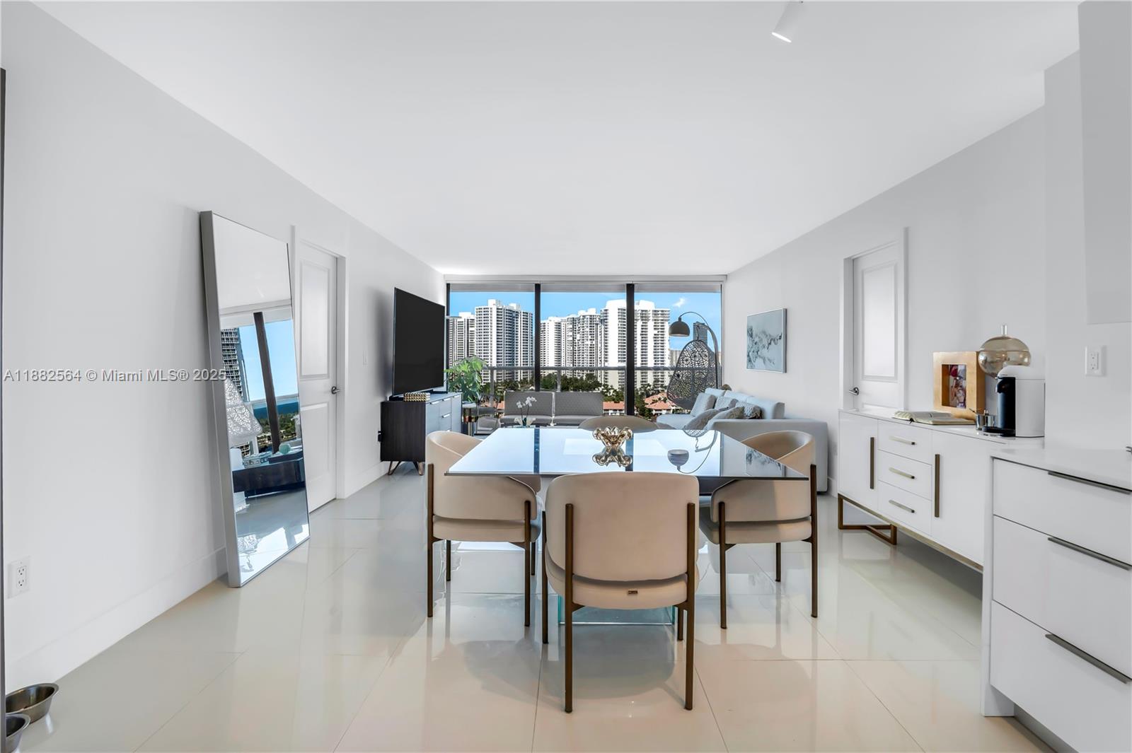 3701 N Country Club Dr #1609, Aventura FL 33180