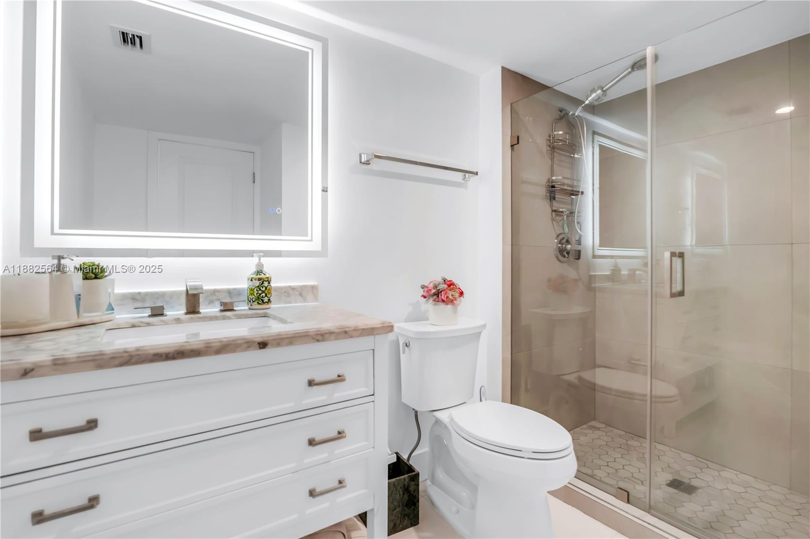 3701 N Country Club Dr #1609, Aventura FL 33180