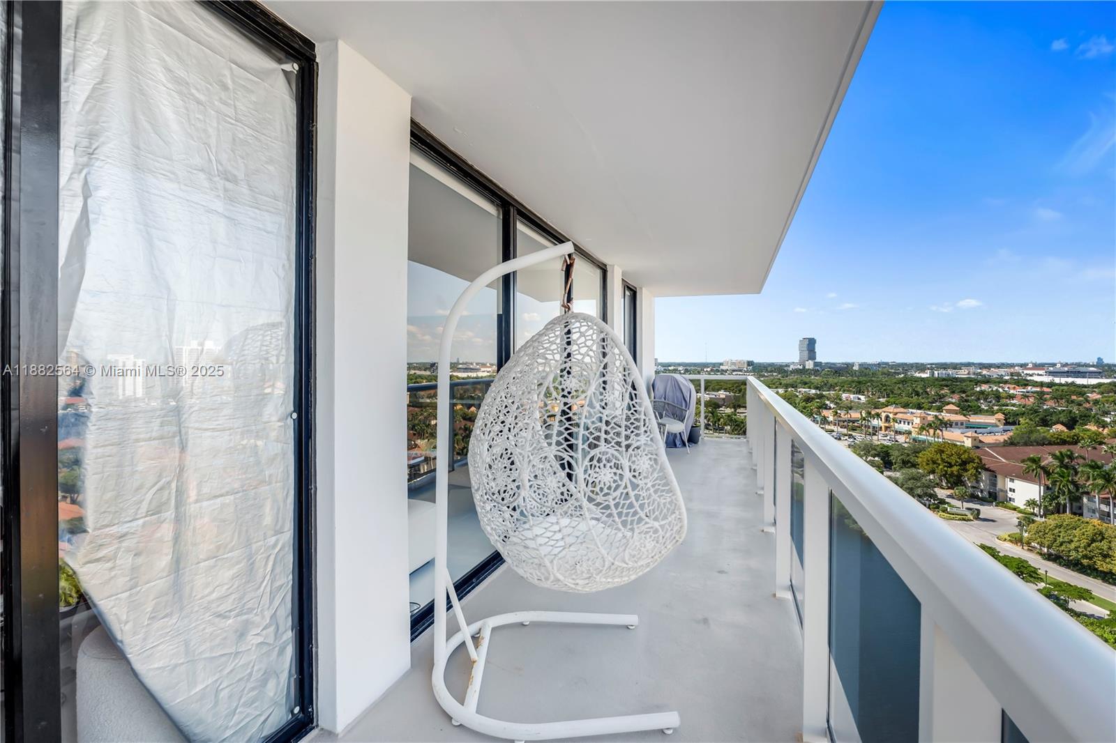 3701 N Country Club Dr #1609, Aventura FL 33180